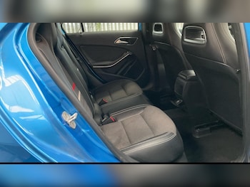 Used Mercedes-Benz A-Class 2014 for sale - 75459389: Photo