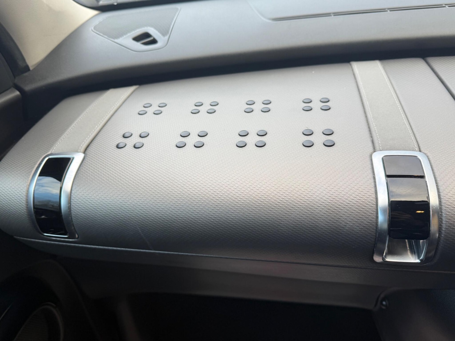 Used Citroen C4 Cactus 2015 for sale - 77084404: Photo 20