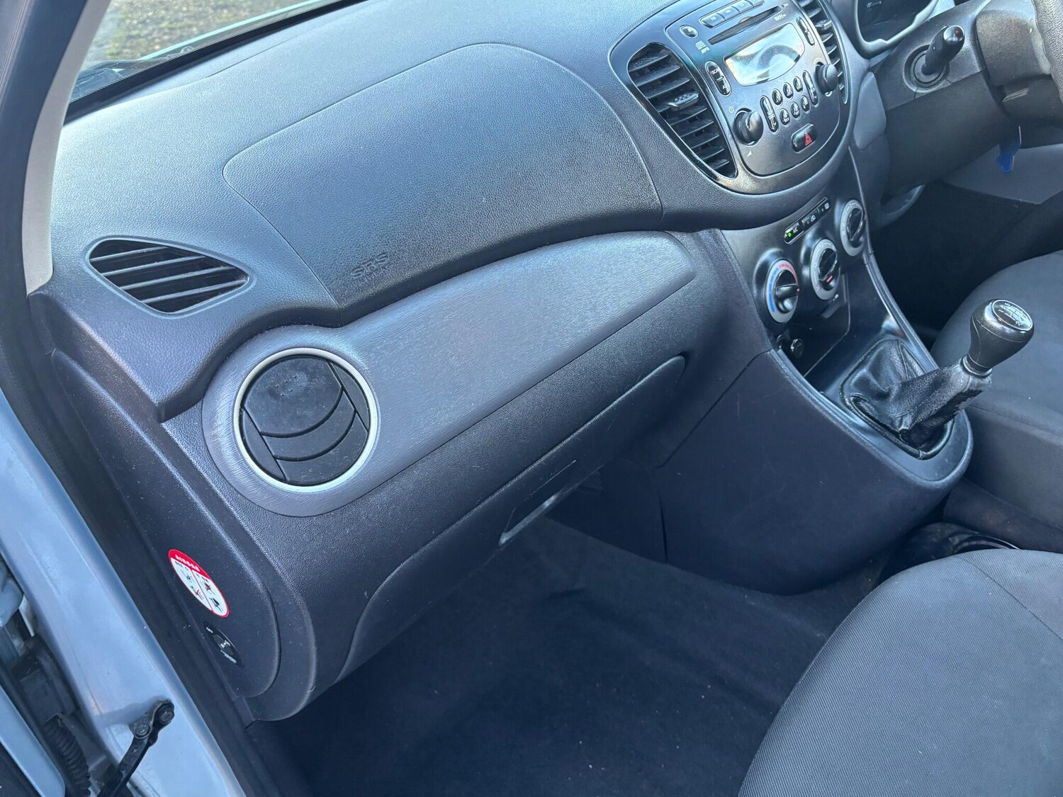 Used Hyundai i10 2012 for sale - 77075313: Photo 11