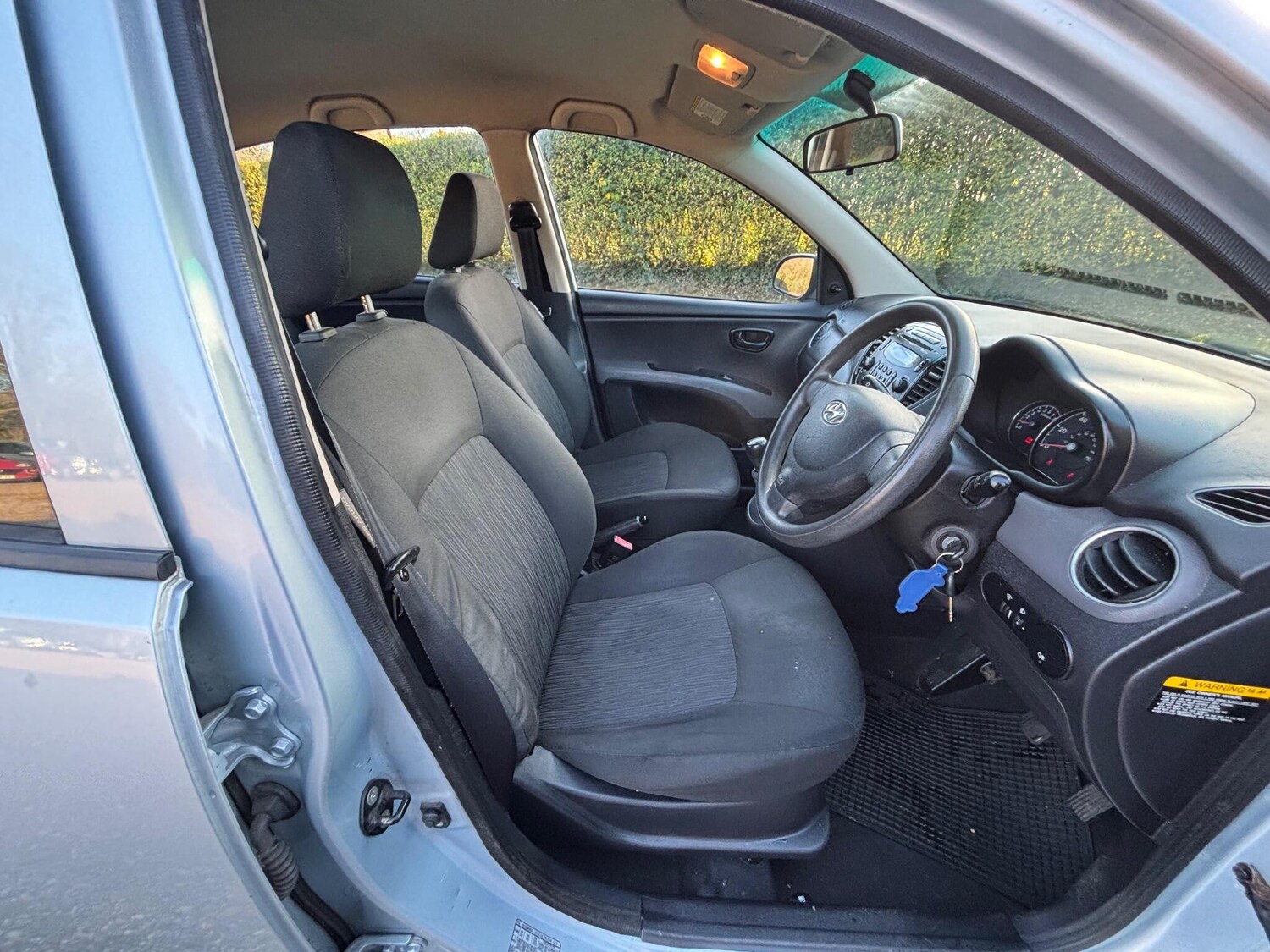 Used Hyundai i10 2012 for sale - 77075313: Photo 17