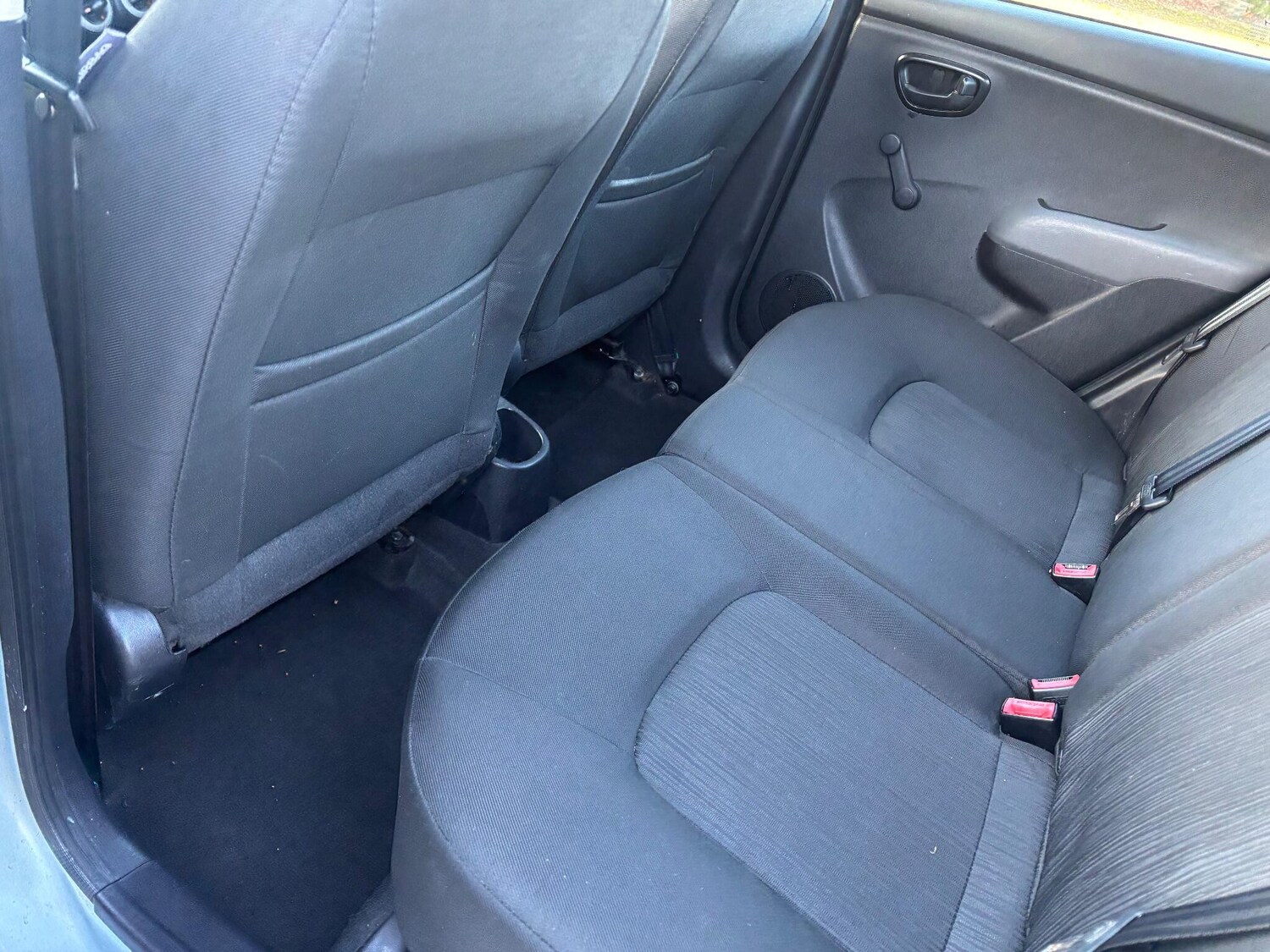 Used Hyundai i10 2012 for sale - 77075313: Photo 20