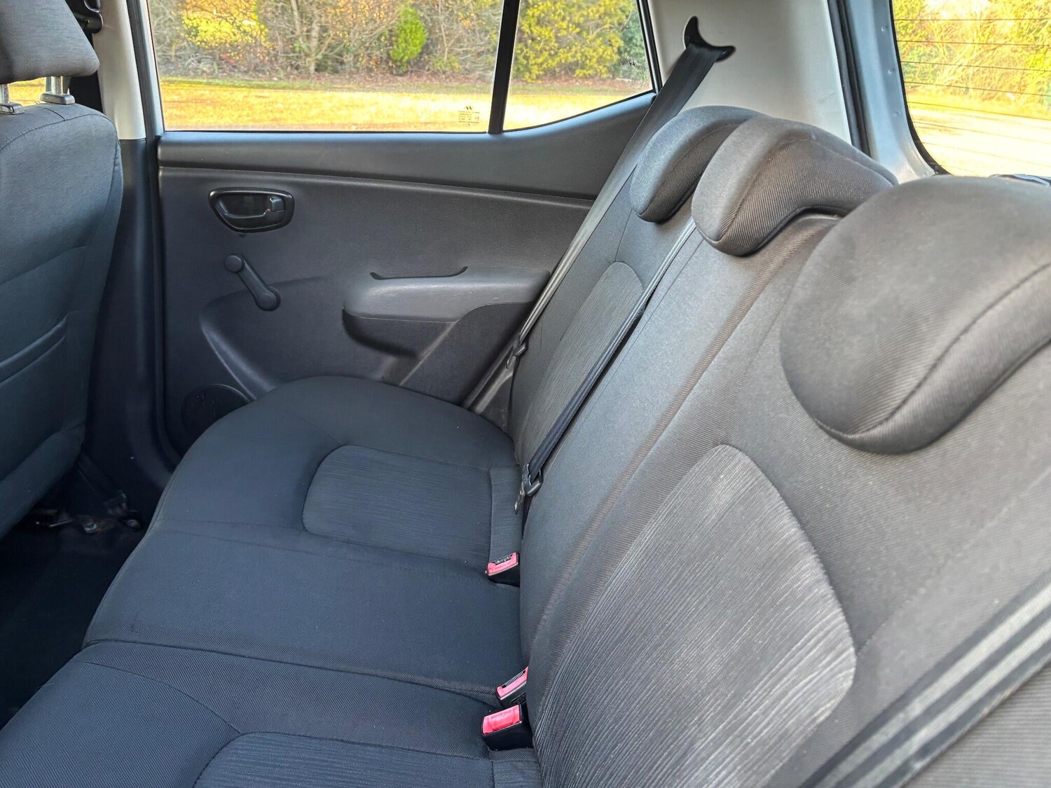 Used Hyundai i10 2012 for sale - 77075313: Photo 21