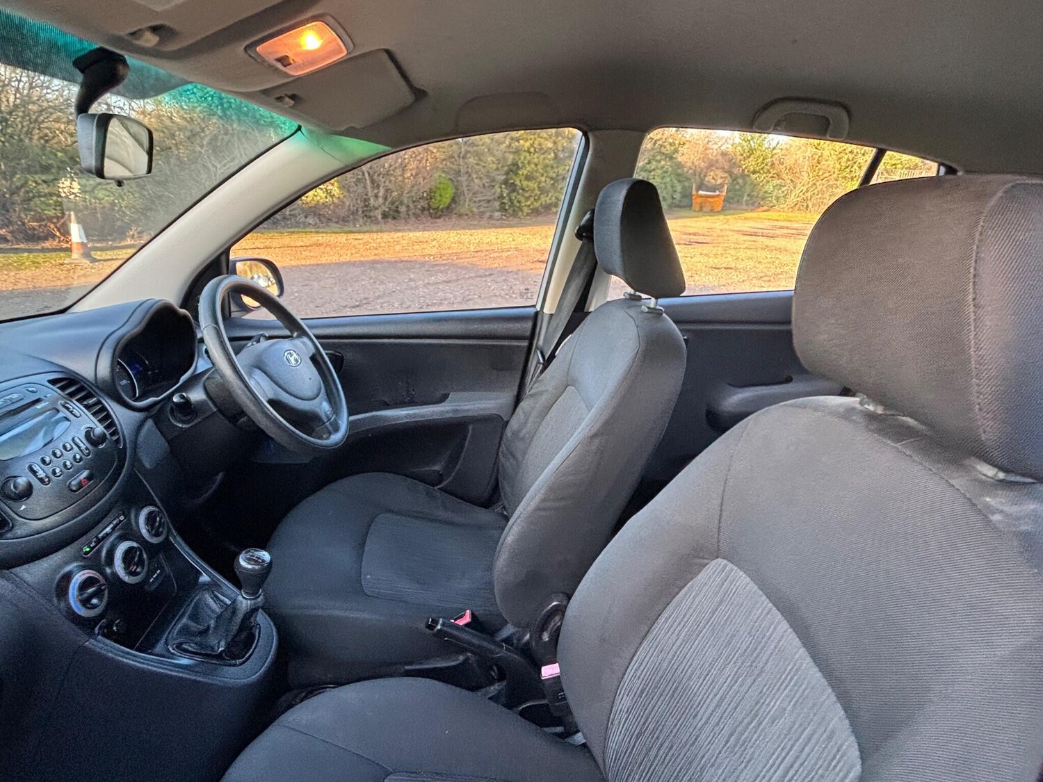 Used Hyundai i10 2012 for sale - 77075313: Photo 51