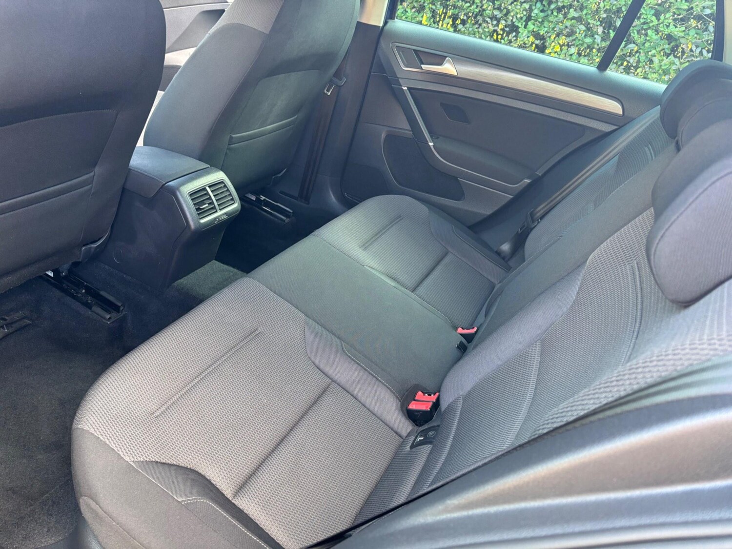 Used Volkswagen Golf 2019 for sale - 77075331: Photo 24