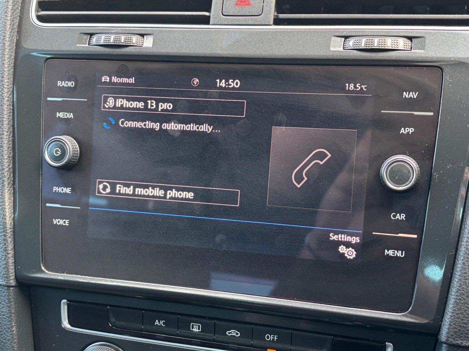 Used Volkswagen Golf 2019 for sale - 77075331: Photo 42