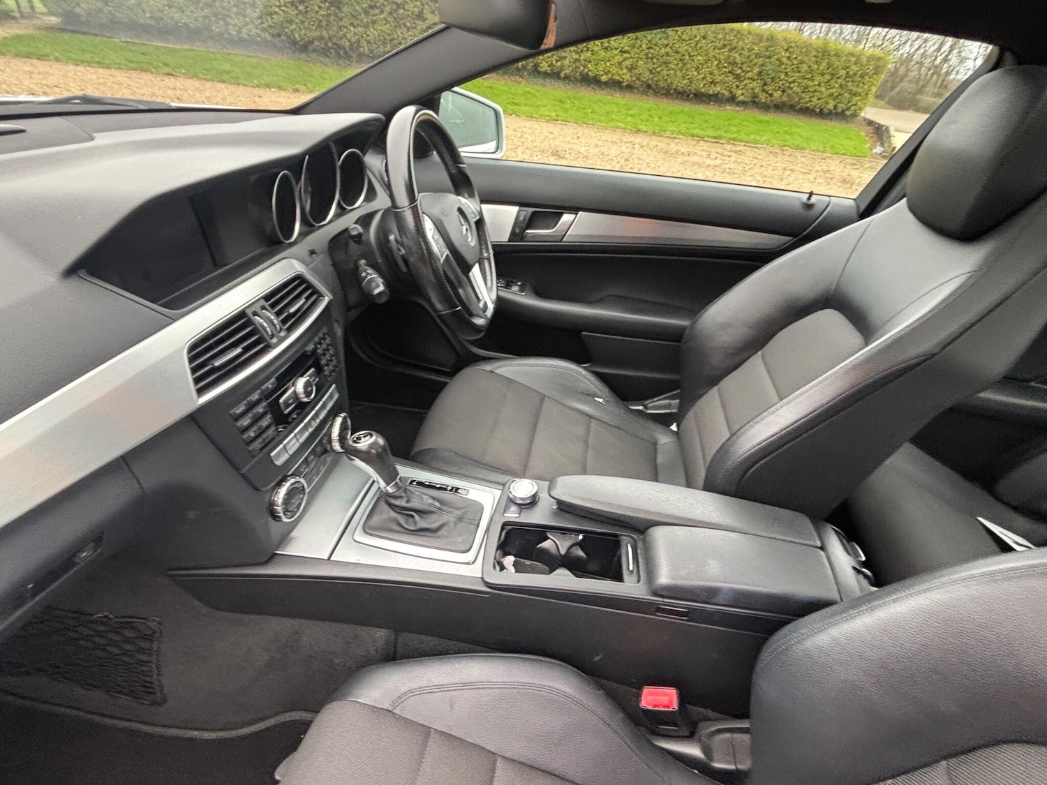 Used Mercedes-Benz C Class 2011 for sale - 77103556: Photo 32