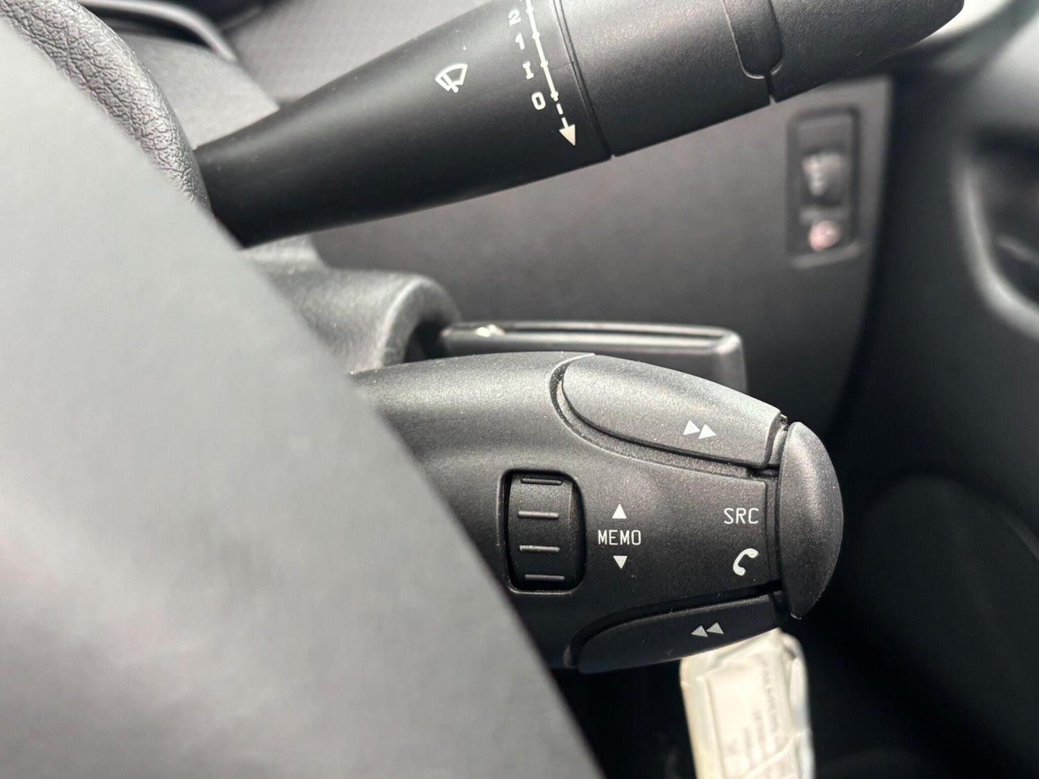 Used Peugeot 207 CC for sale - 77537215: Photo 30