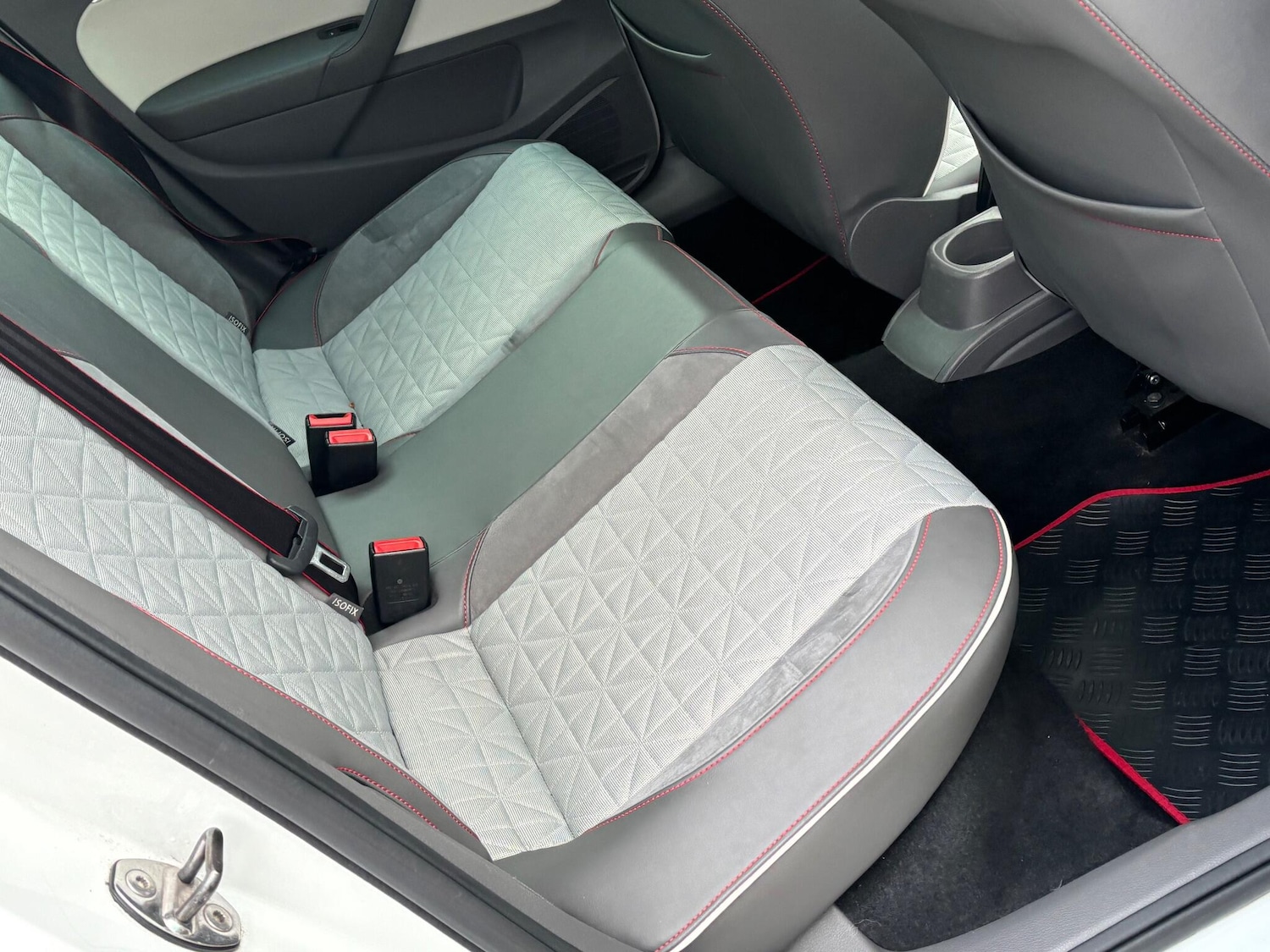 Used Volkswagen Polo 2017 for sale - 77163570: Photo 25