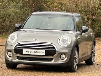 Used MINI Hatch 2017 for sale - 77040375: Photo