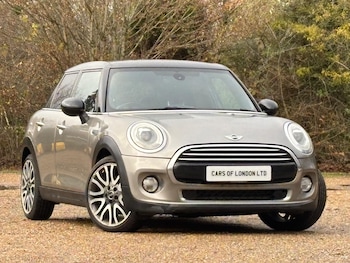 Used MINI Hatch 2017 for sale - 77040375: Photo