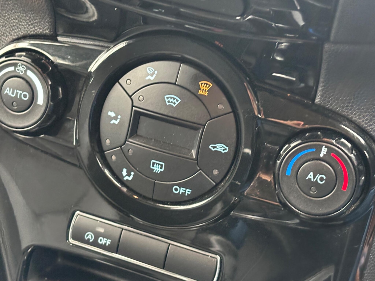 Used Ford Fiesta 2014 for sale - 77291507: Photo 18