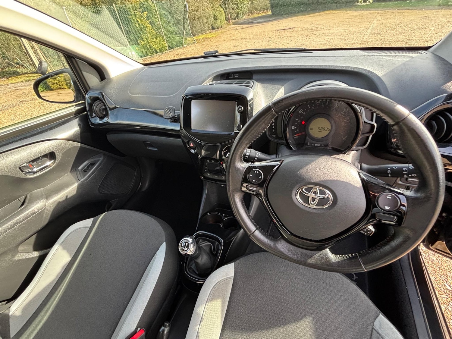 Used Toyota AYGO 2018 for sale - 77075330: Photo 18