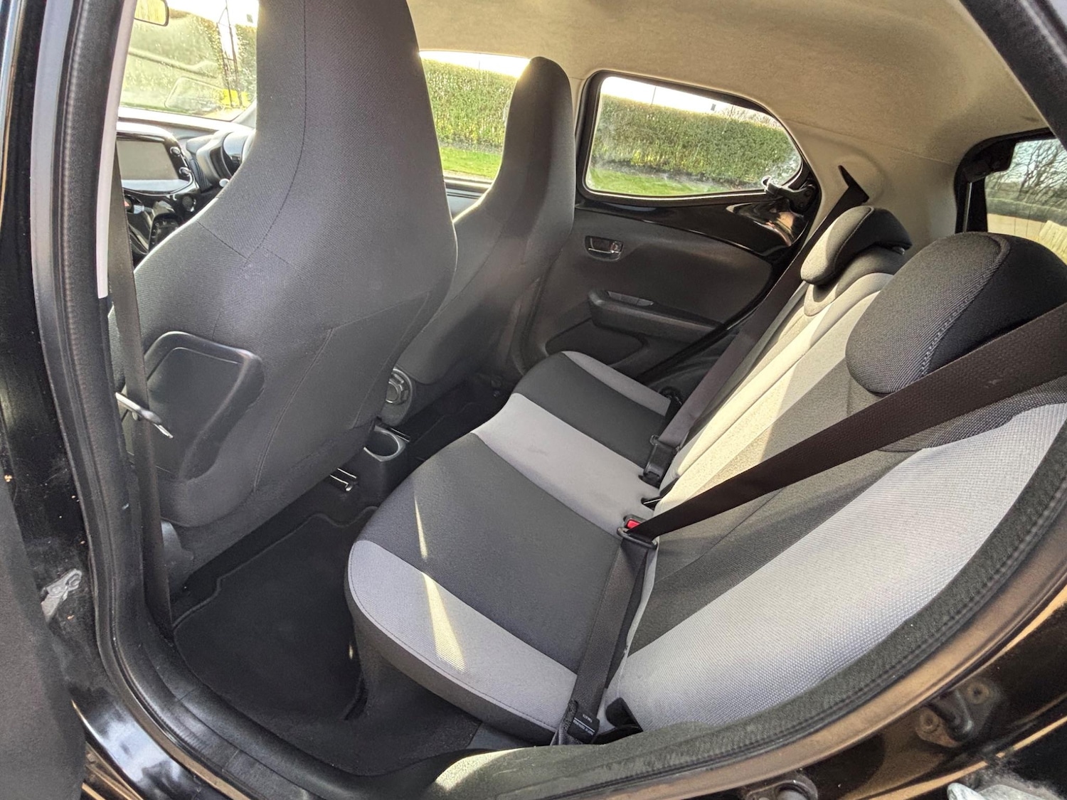 Used Toyota AYGO 2018 for sale - 77075330: Photo 24