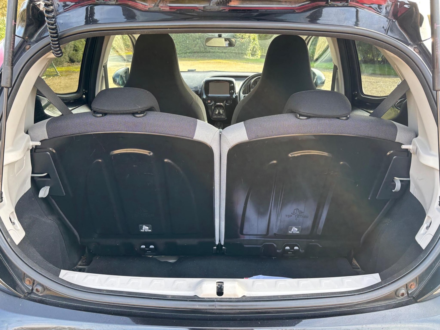 Used Toyota AYGO 2018 for sale - 77075330: Photo 39