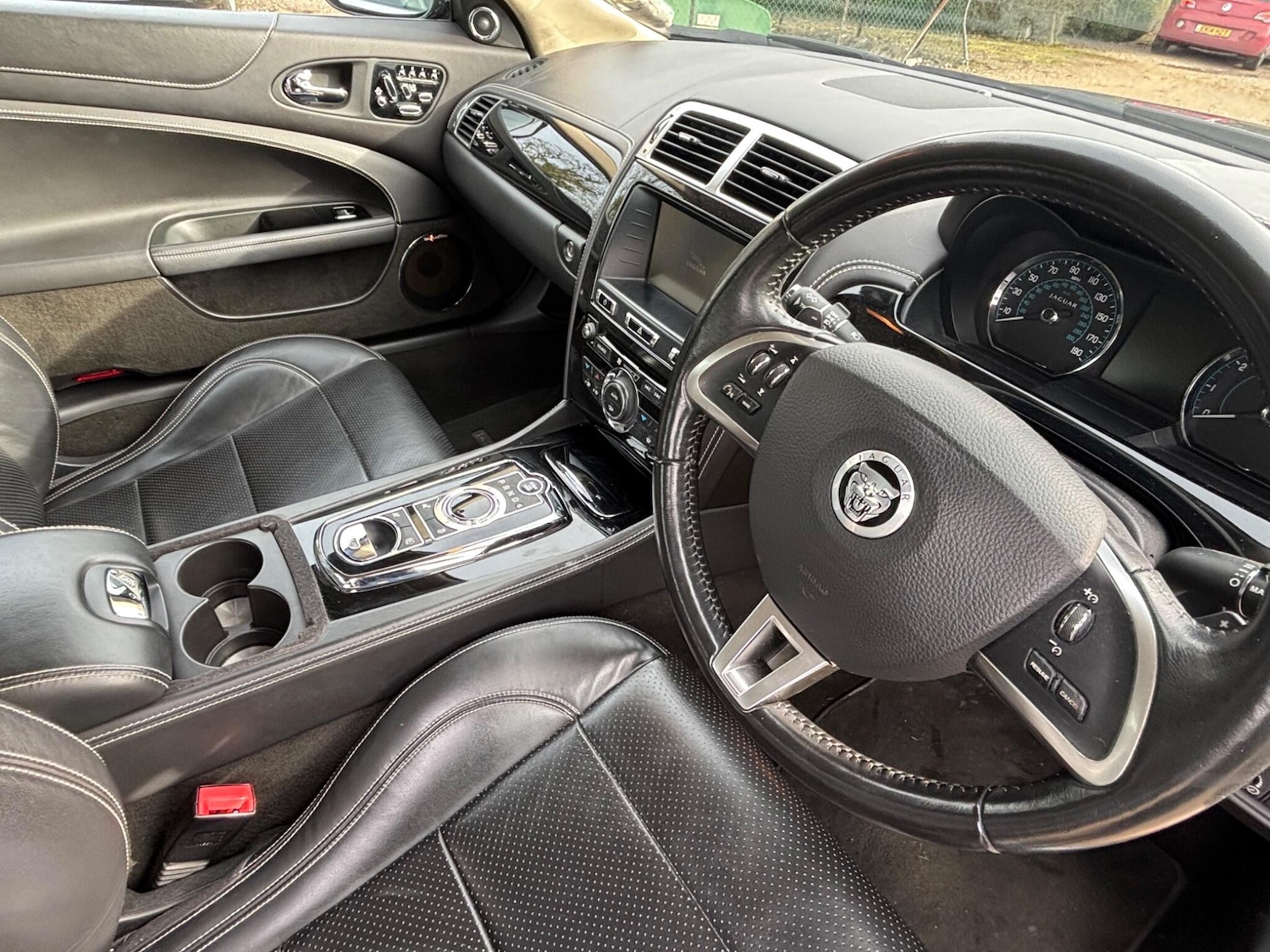 Used Jaguar XK 2011 for sale - 77585751: Photo 18