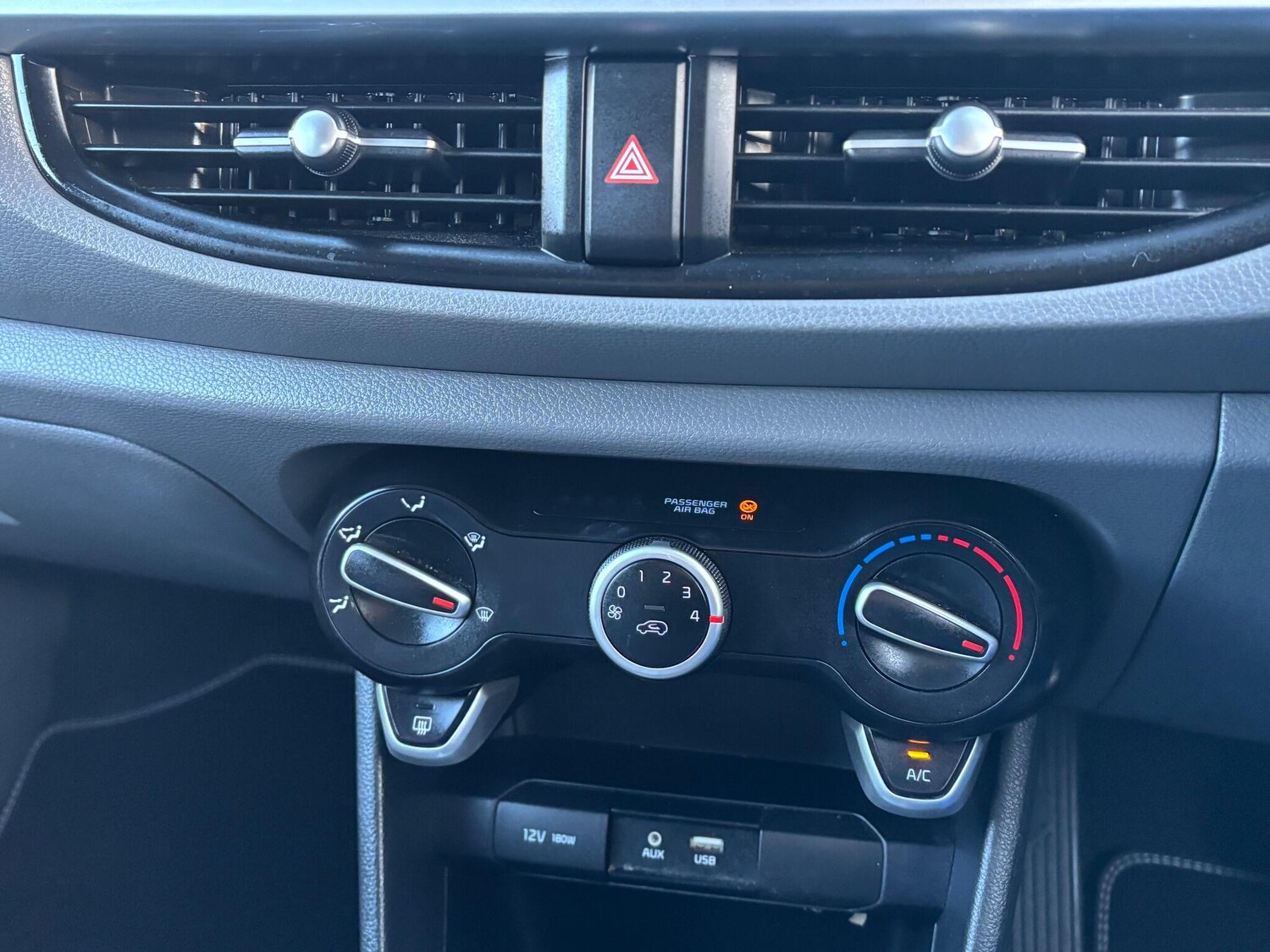 Used Kia Picanto 2018 for sale - 77081808: Photo 43