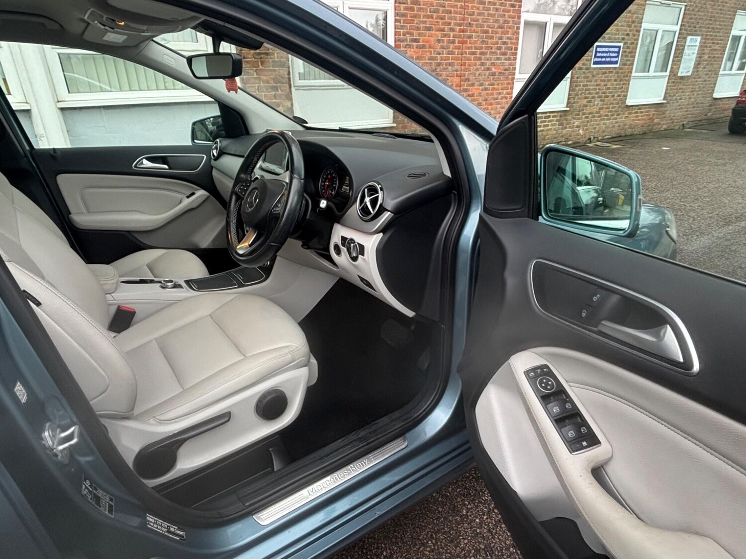 Used Mercedes-Benz B Class 2015 for sale - 77479340: Photo 12