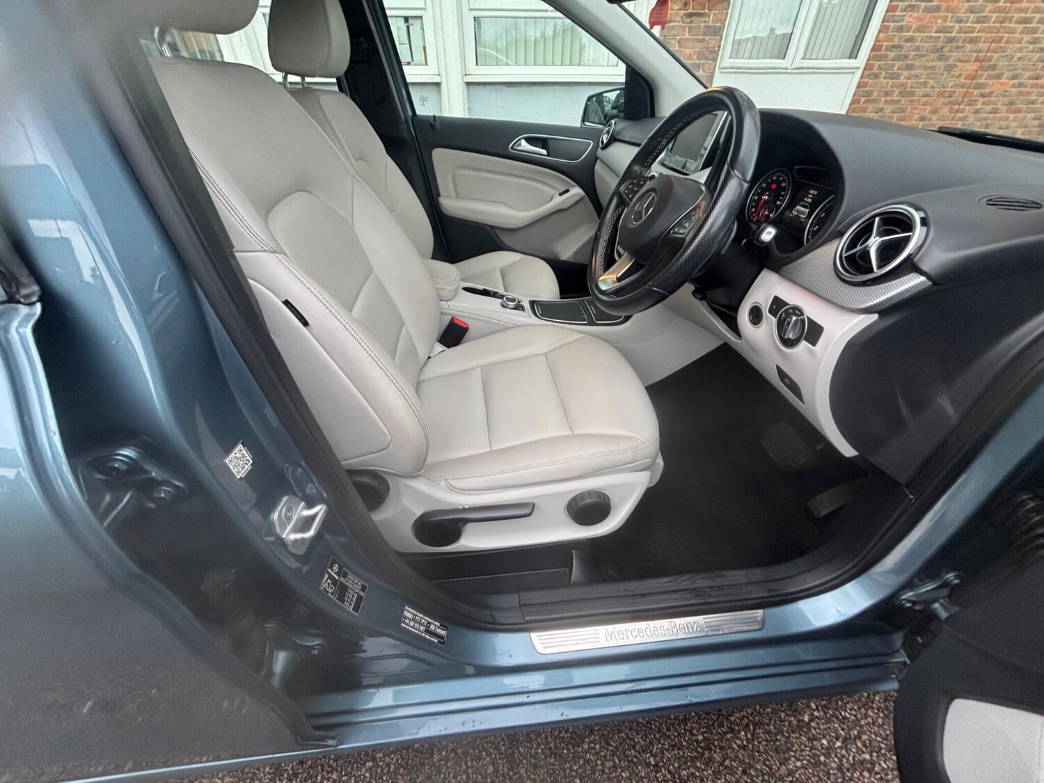 Used Mercedes-Benz B Class 2015 for sale - 77479340: Photo 13