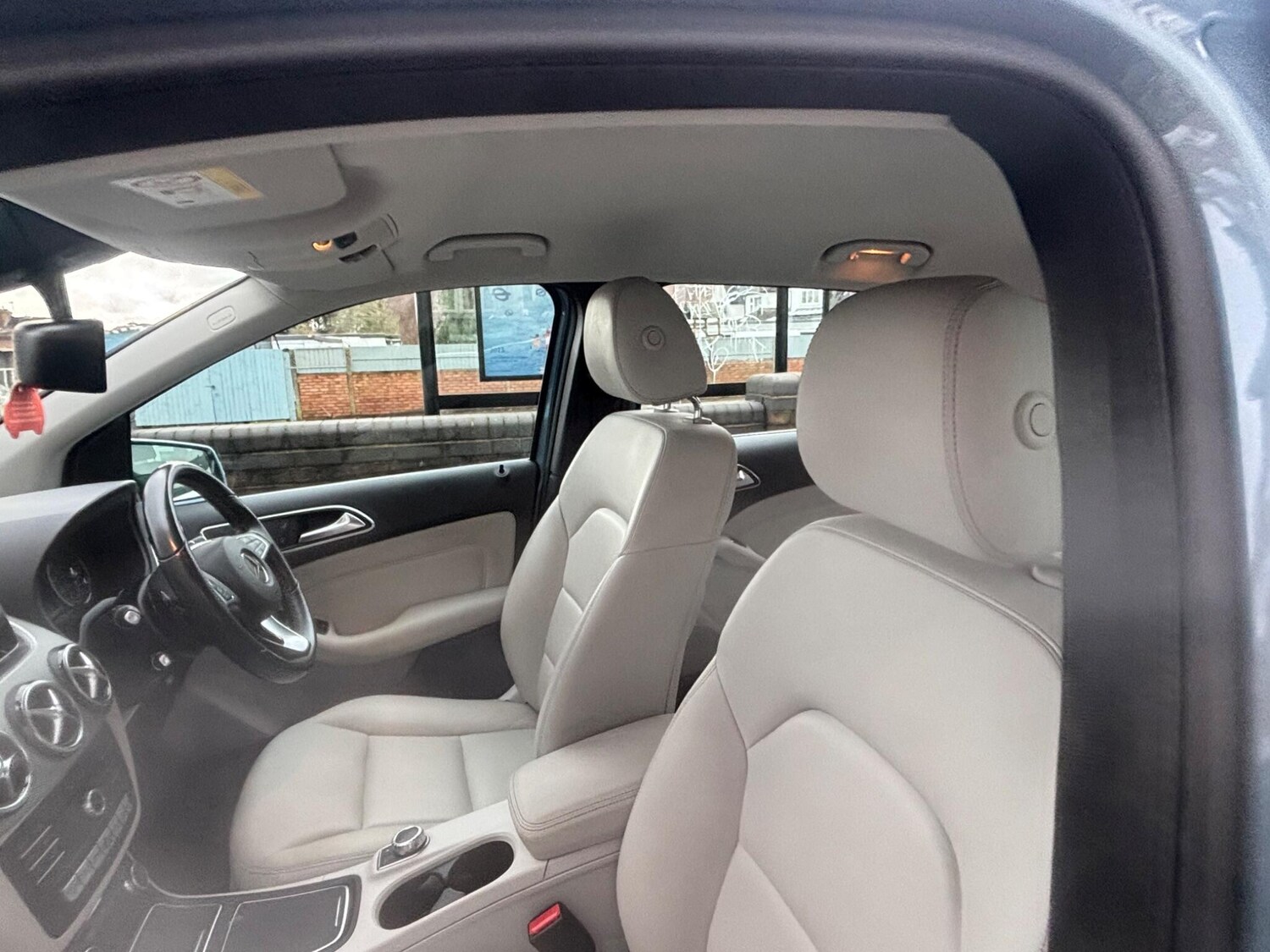 Used Mercedes-Benz B Class 2015 for sale - 77479340: Photo 24