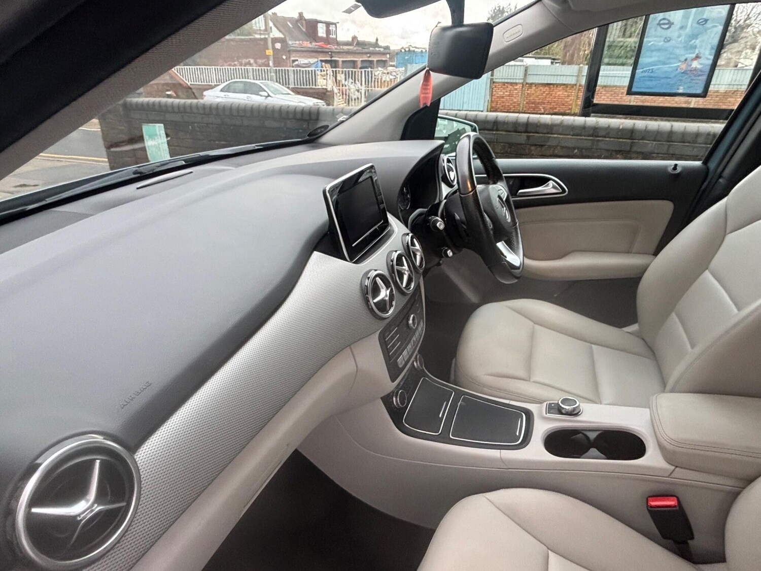 Used Mercedes-Benz B Class 2015 for sale - 77479340: Photo 28