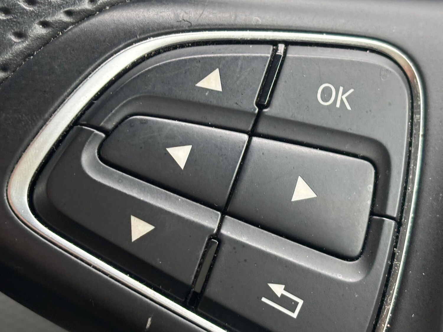 Used Mercedes-Benz B Class 2015 for sale - 77479340: Photo 38