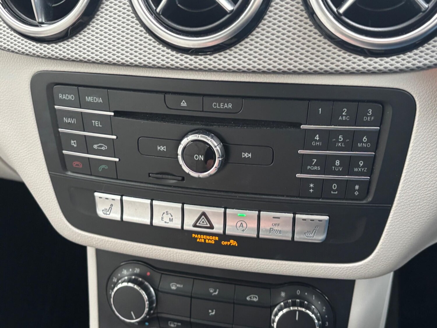 Used Mercedes-Benz B Class 2015 for sale - 77479340: Photo 47