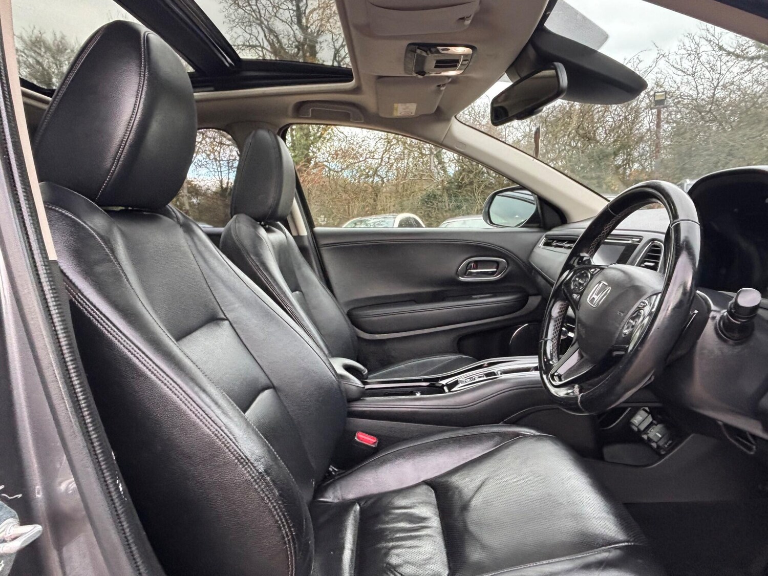 Used Honda HR-V 2020 for sale - 77075316: Photo 16