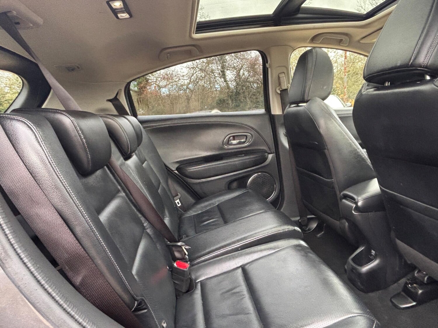 Used Honda HR-V 2020 for sale - 77075316: Photo 24