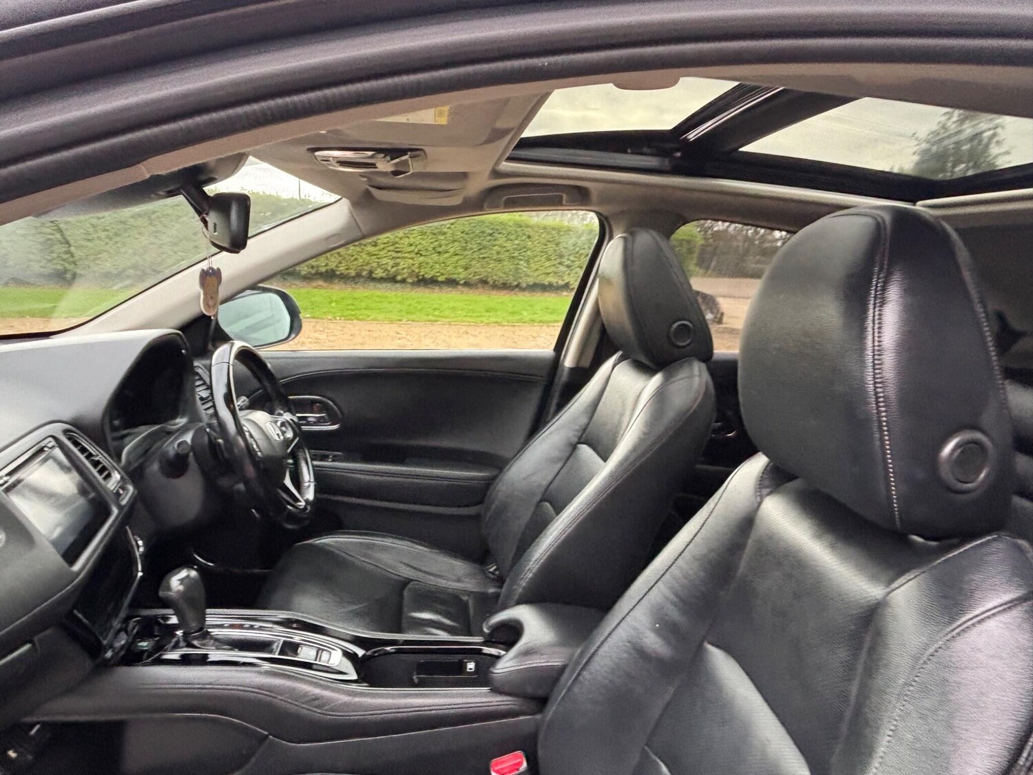 Used Honda HR-V 2020 for sale - 77075316: Photo 39