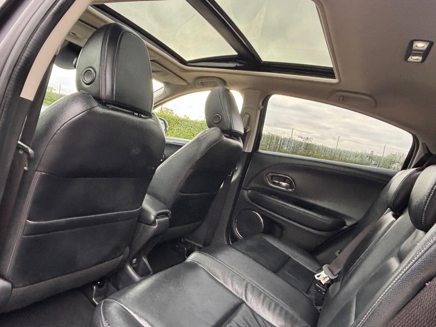 Used Honda HR-V 2020 for sale - 77075316: Photo 46