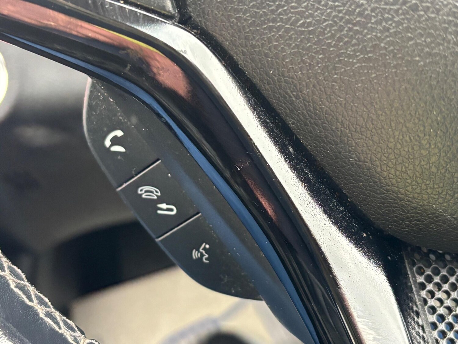 Used Honda HR-V 2020 for sale - 77075316: Photo 53