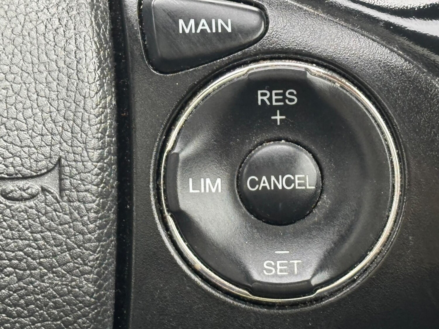 Used Honda HR-V 2020 for sale - 77075316: Photo 54