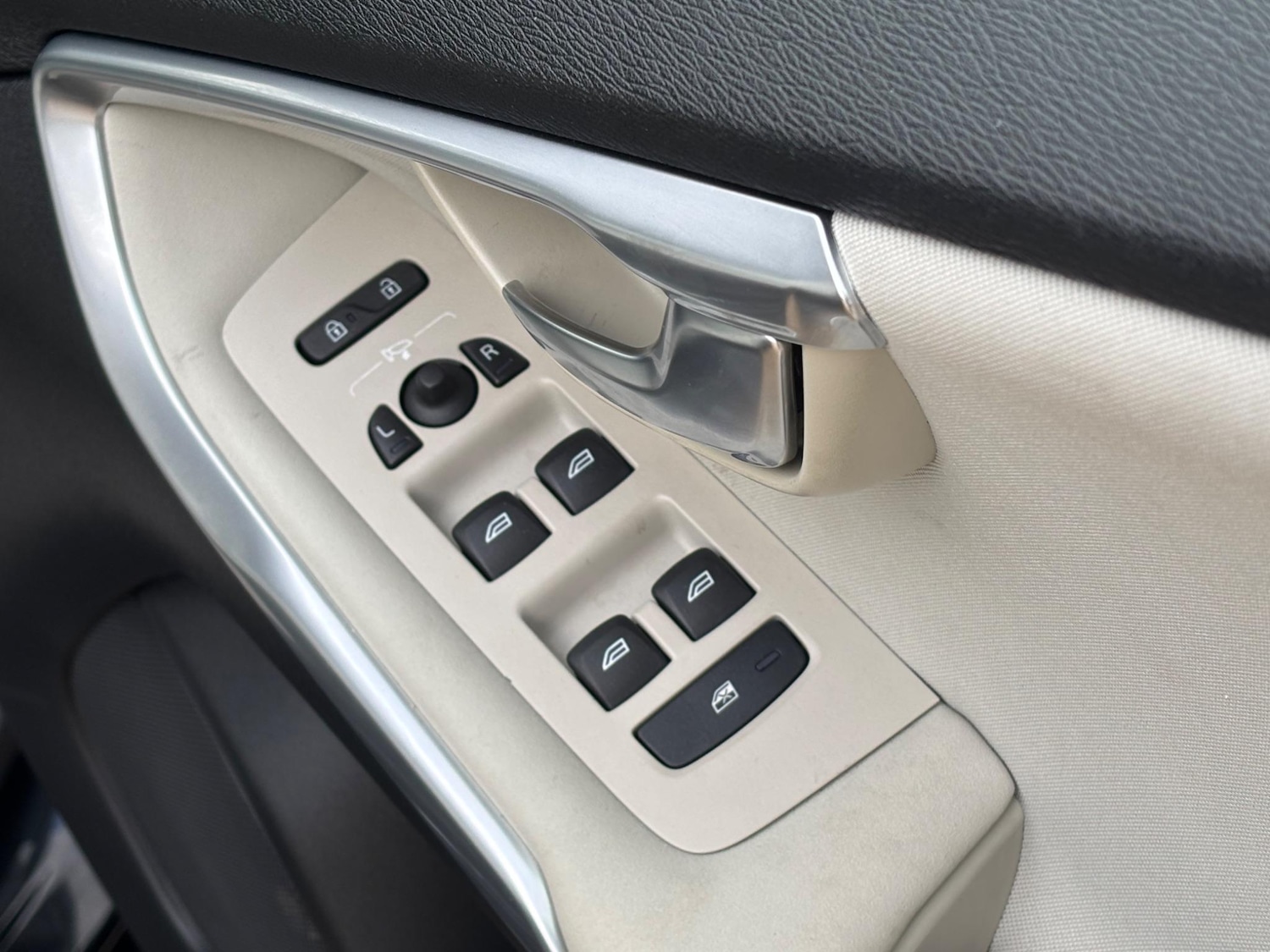 Used Volvo S40 2025 for sale - 77291954: Photo 45