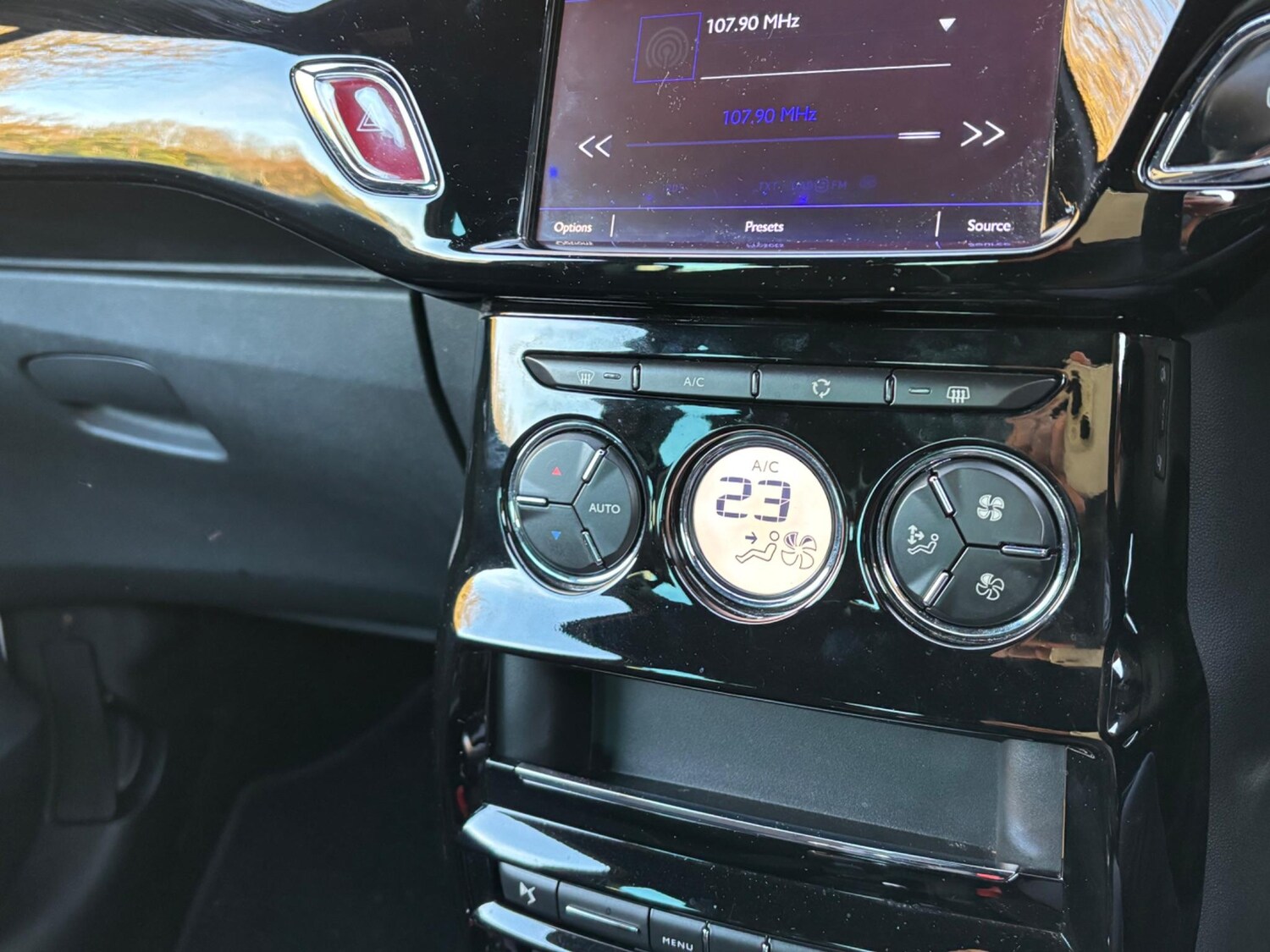 Used DS Automobiles DS 3 2017 for sale - 77075321: Photo 38