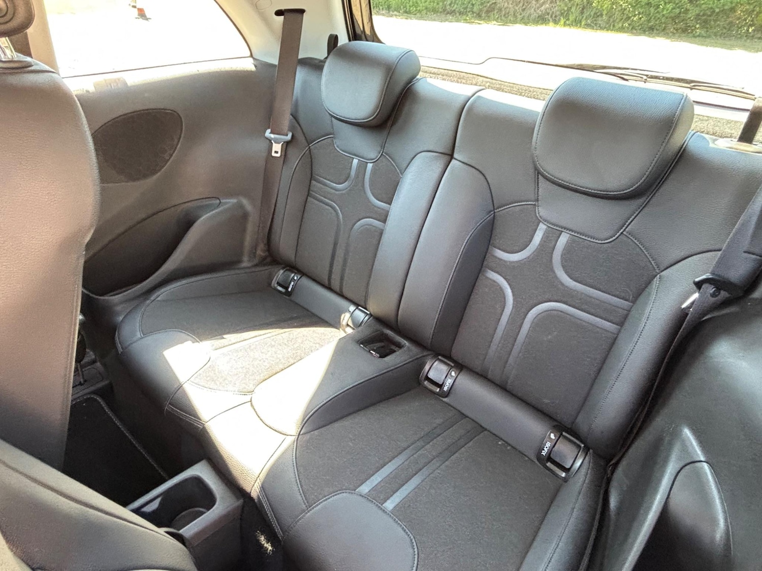 Used Vauxhall ADAM 2014 for sale - 77075328: Photo 17