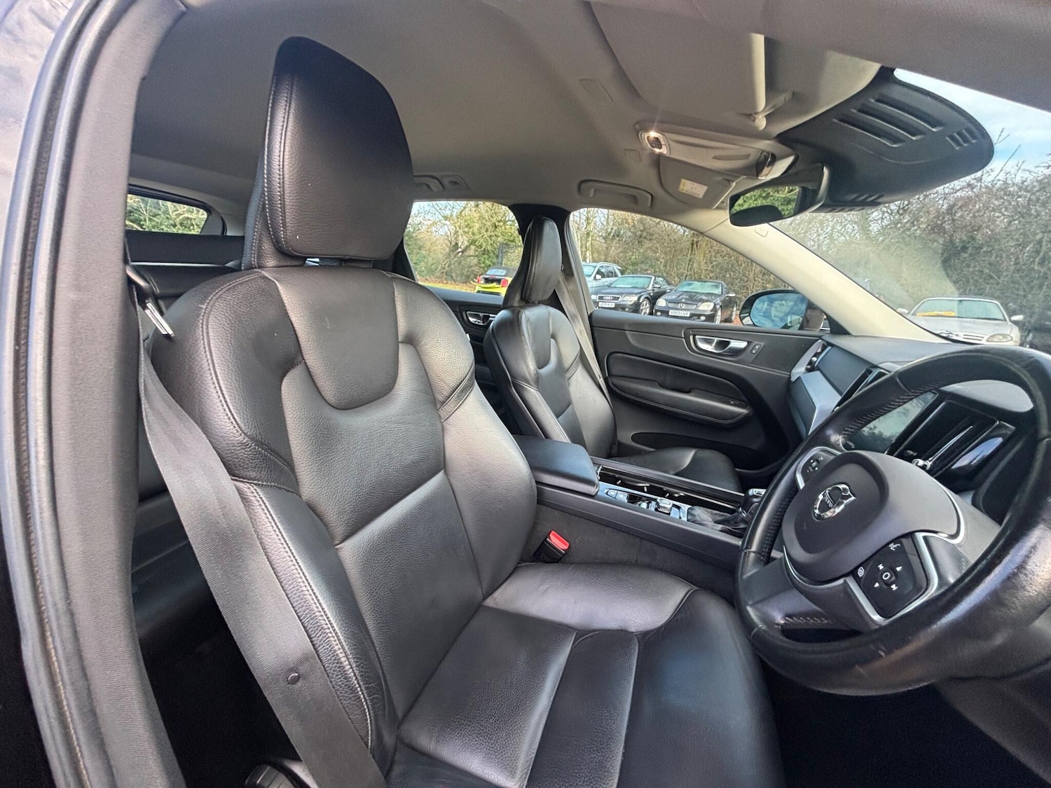 Used Volvo XC60 2018 for sale - 77075314: Photo 12