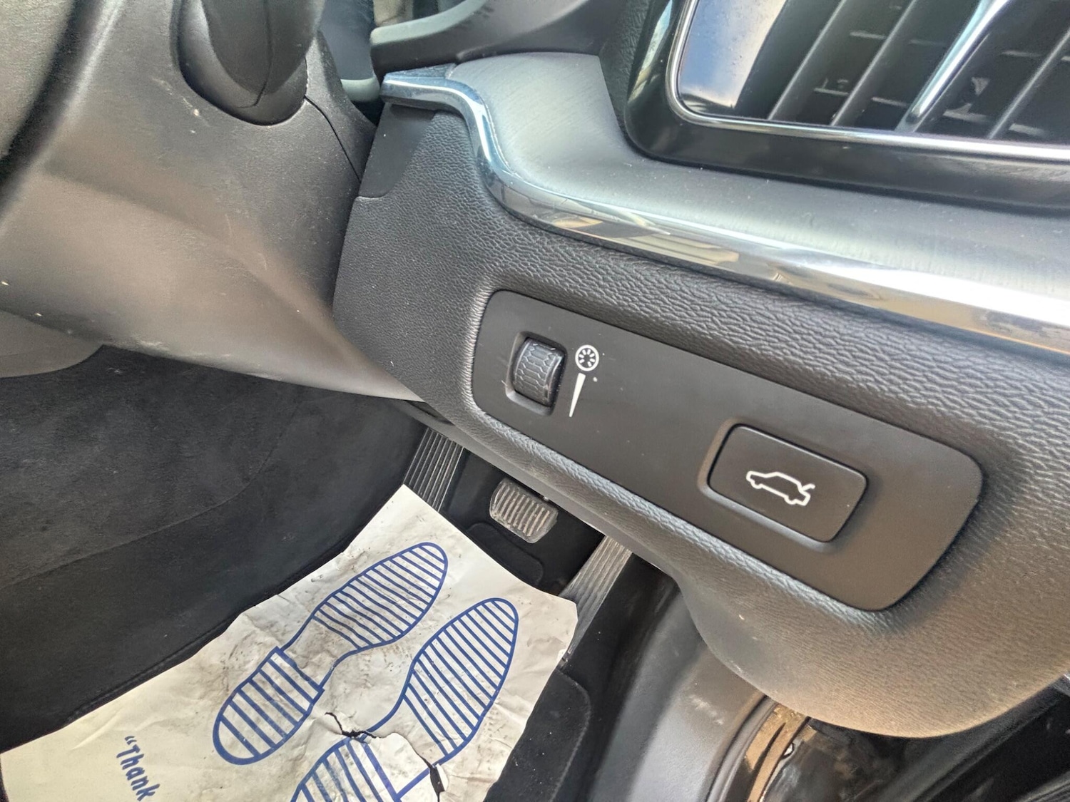 Used Volvo XC60 2018 for sale - 77075314: Photo 23