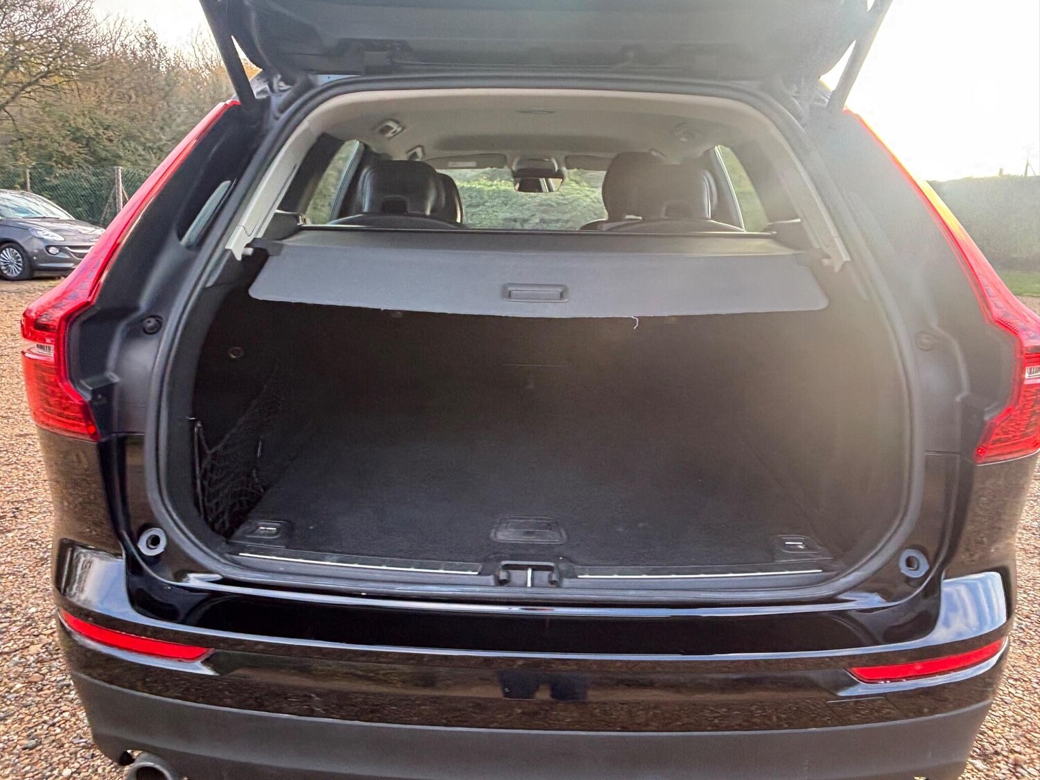 Used Volvo XC60 2018 for sale - 77075314: Photo 39