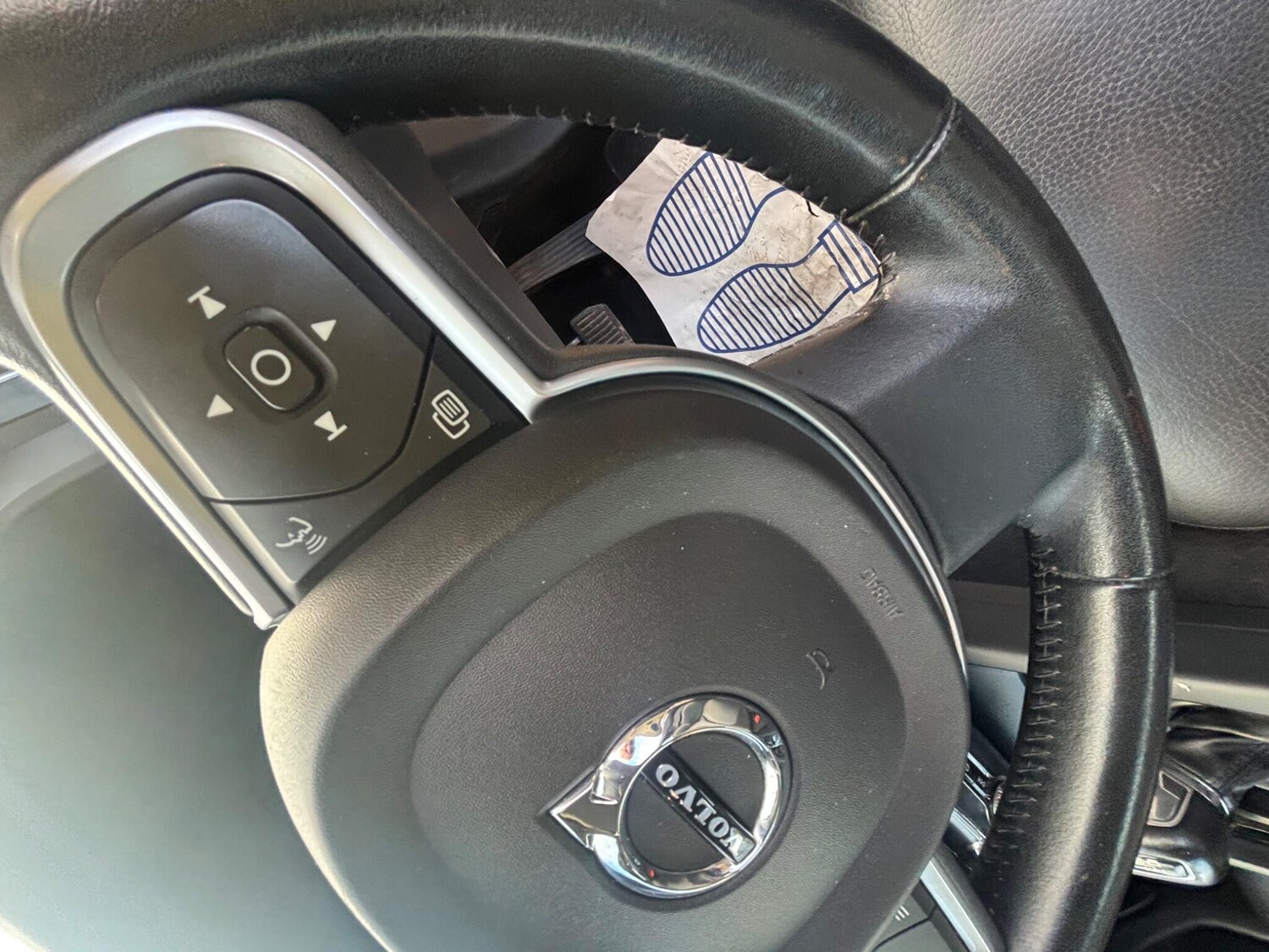 Used Volvo XC60 2018 for sale - 77075314: Photo 41