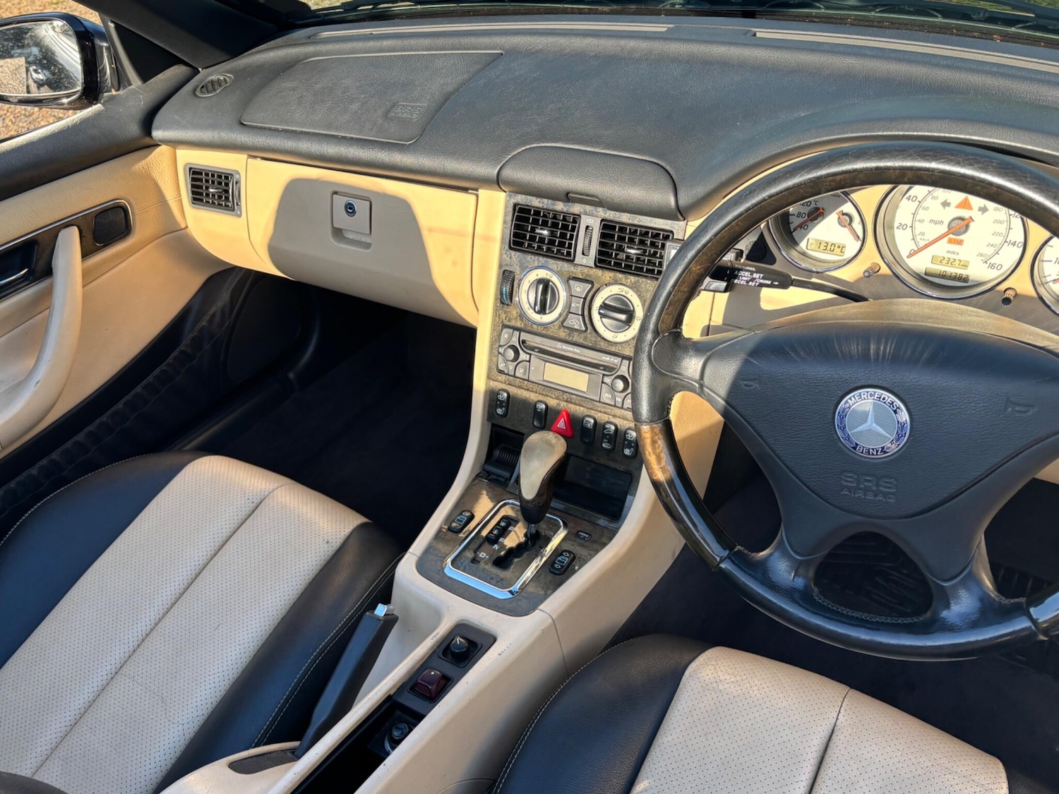 Used Mercedes-Benz SLK 2003 for sale - 77075320: Photo 24