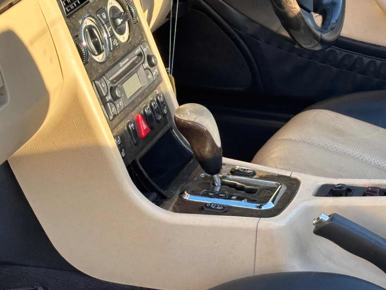 Used Mercedes-Benz SLK 2003 for sale - 77075320: Photo 27