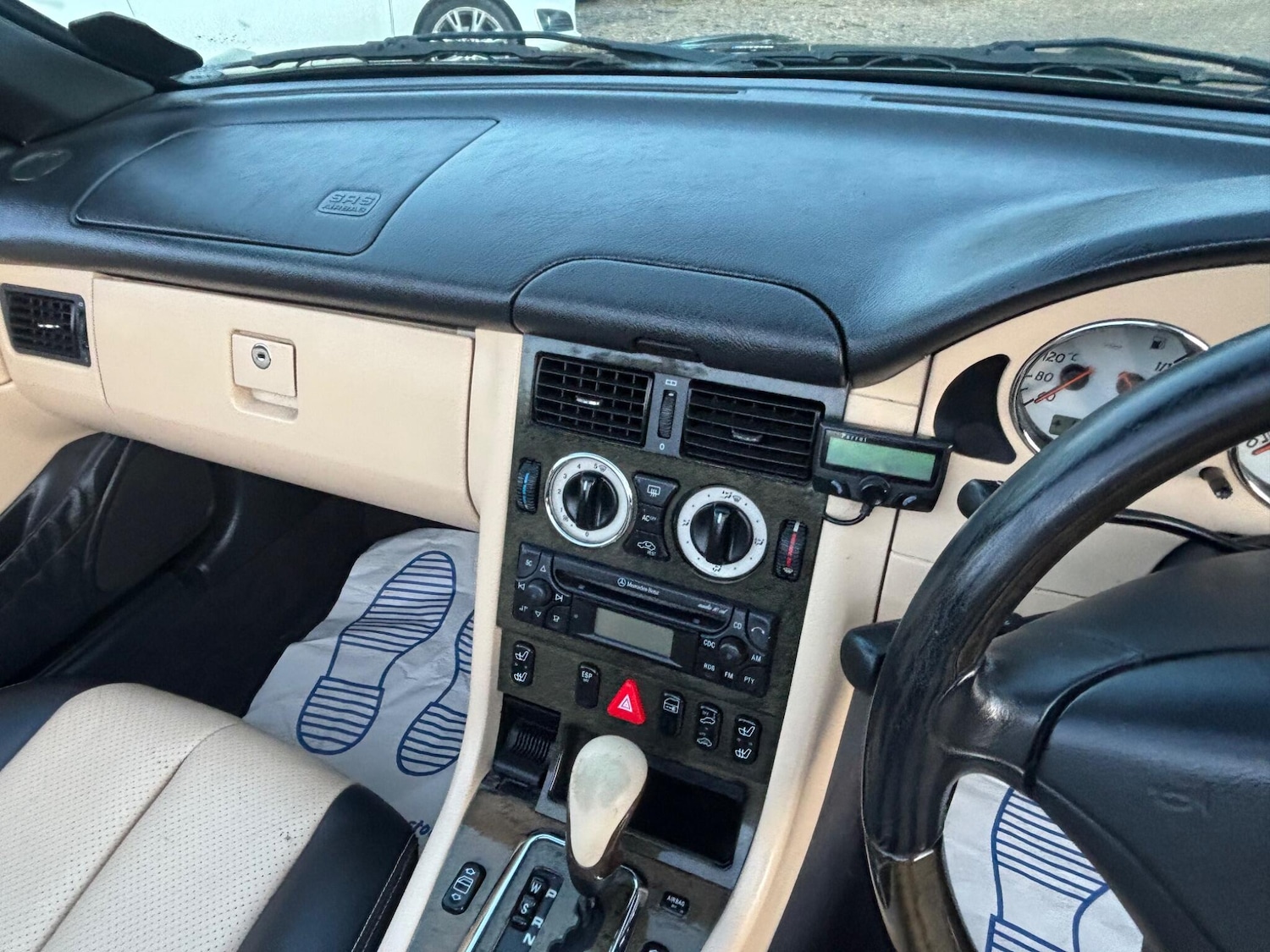 Used Mercedes-Benz SLK 2003 for sale - 77075320: Photo 30