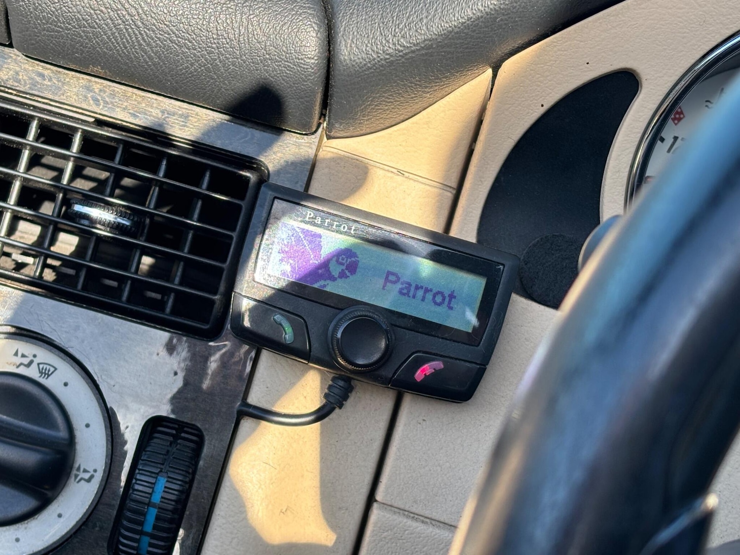 Used Mercedes-Benz SLK 2003 for sale - 77075320: Photo 75