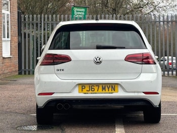 Used Volkswagen Golf 2017 for sale - 77320649: Photo