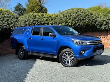 Used Toyota Hilux 2018 for sale - 78116275: Photo