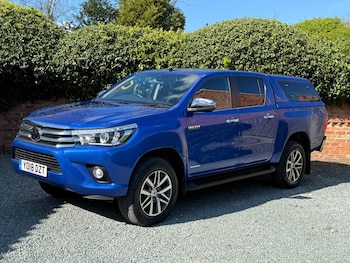 Used Toyota Hilux 2018 for sale - 78116275: Photo