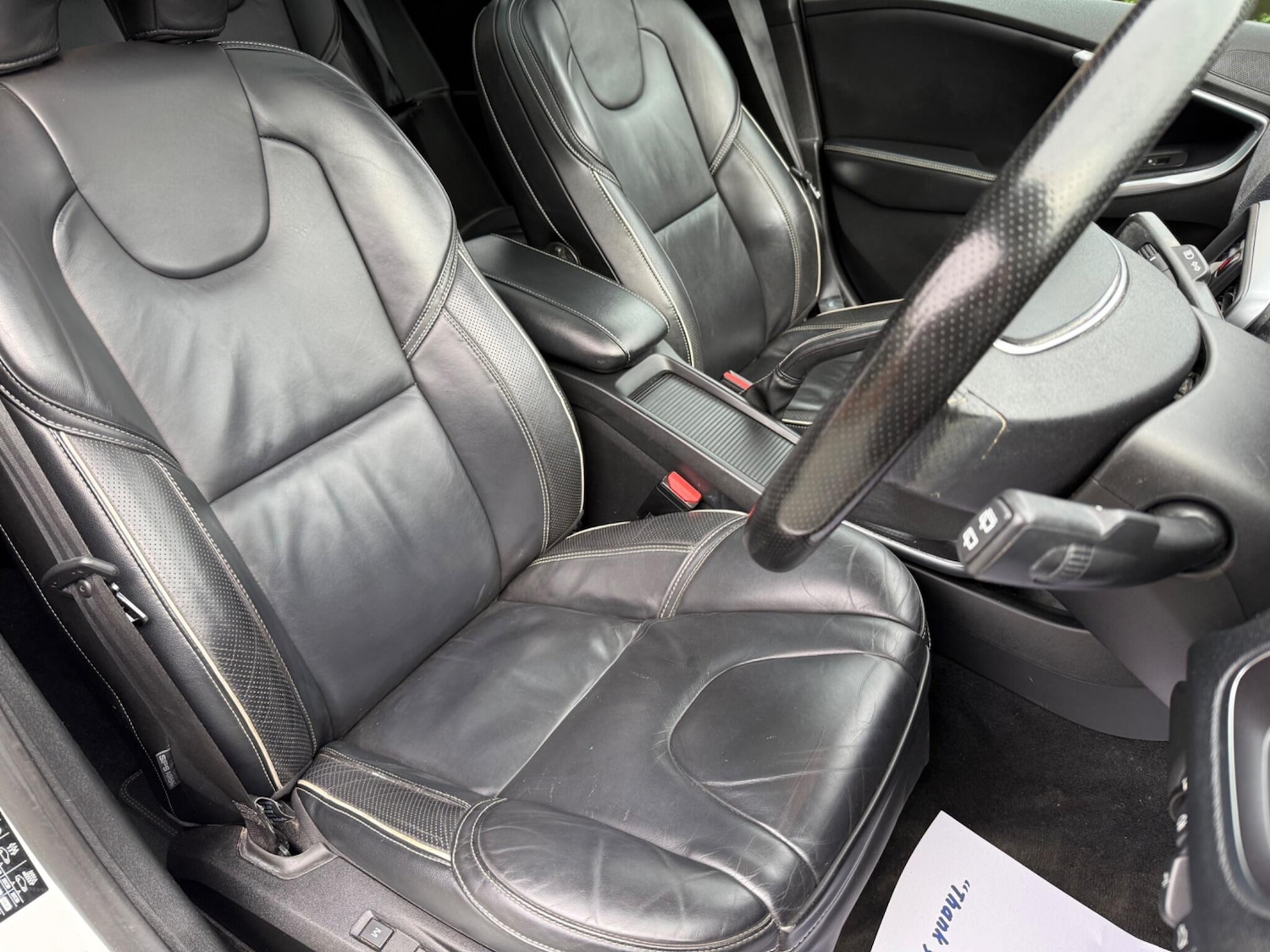 Used Volvo V40 2018 for sale - 78100255: Photo 14