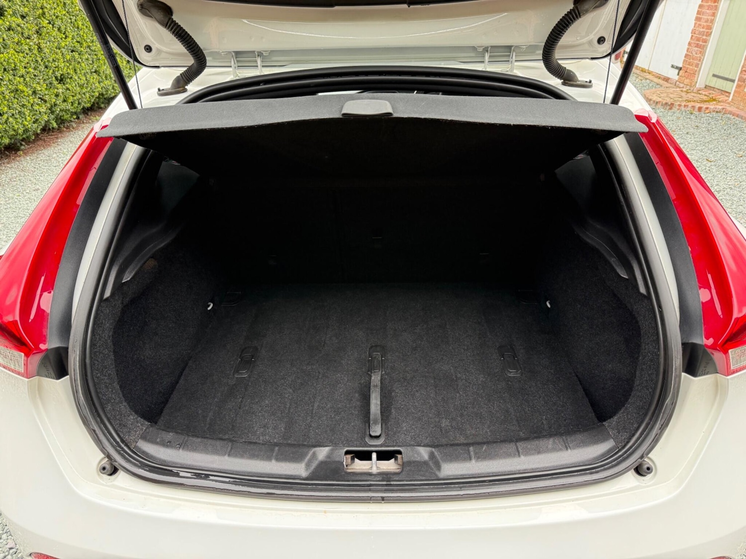 Used Volvo V40 2018 for sale - 78100255: Photo 21