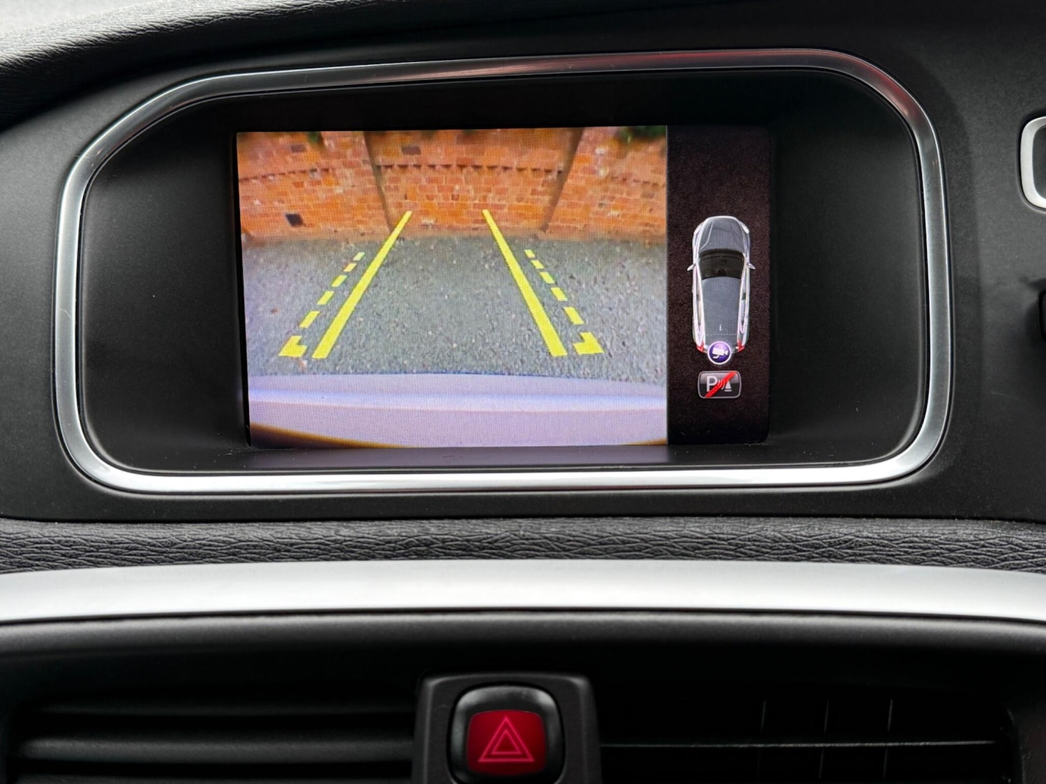 Used Volvo V40 2018 for sale - 78100255: Photo 23