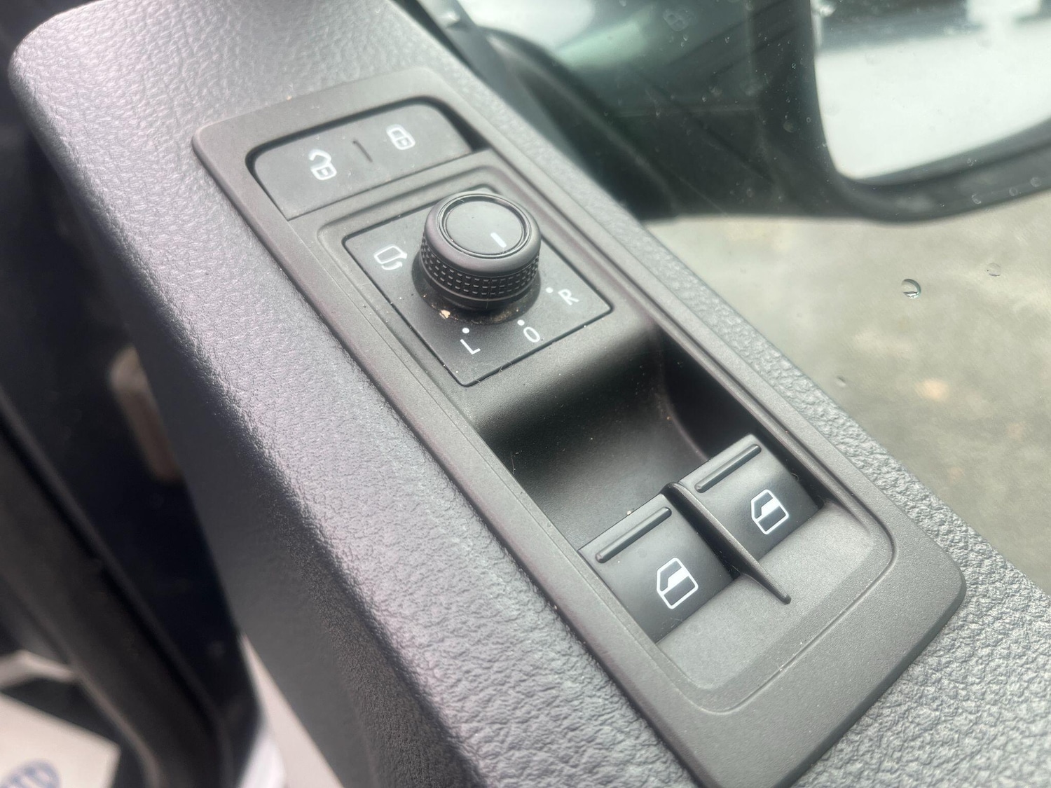 Used Volkswagen Transporter for sale - 77742624: Photo 26